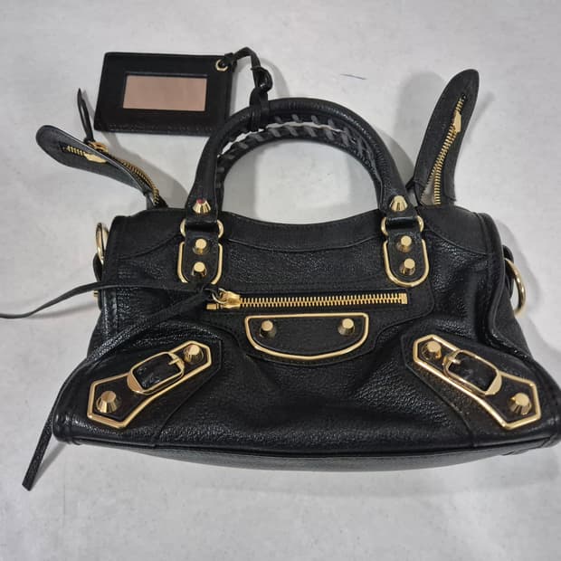 발렌시아가 클래식 메탈릭 엣지 미니 시티