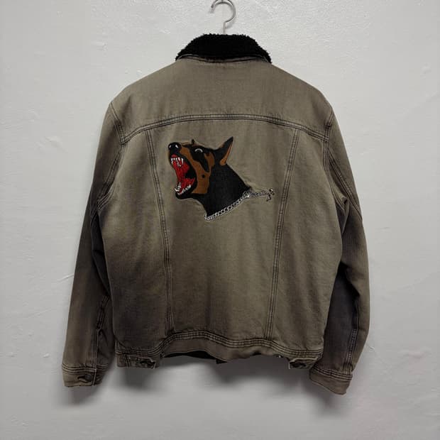 오베이 쉐르파 트러커 