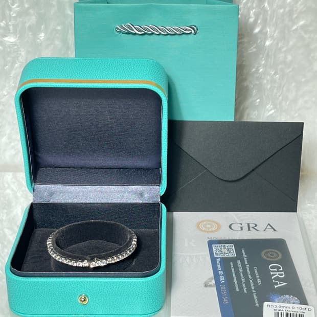 *새상품* 모이사나이트 4프롱 18k 화이트골드 원터치 테니스 은팔찌