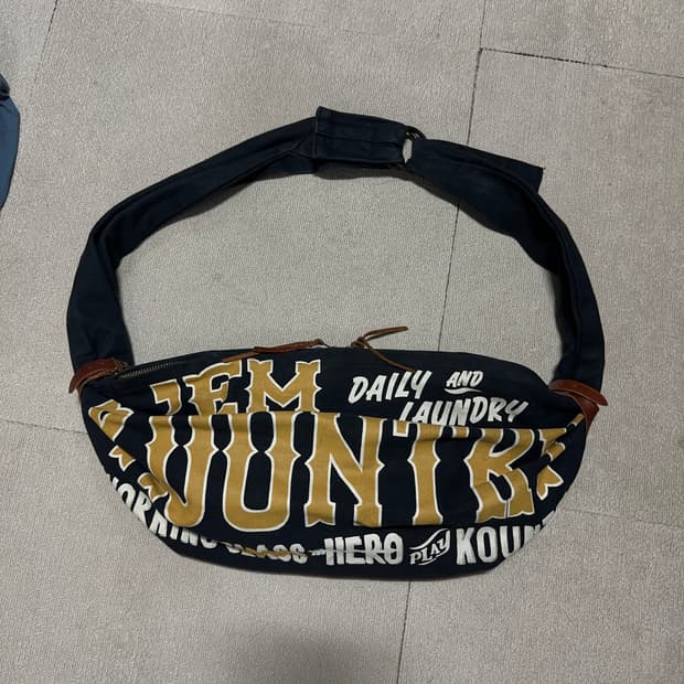 캐피탈 No. 8 캔버스 스너프킨 백(호버 백)