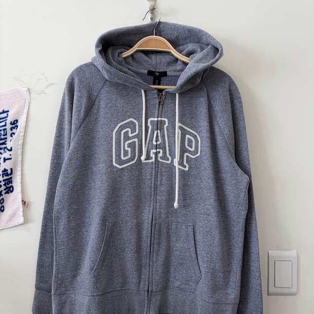 276. 갭후드집업