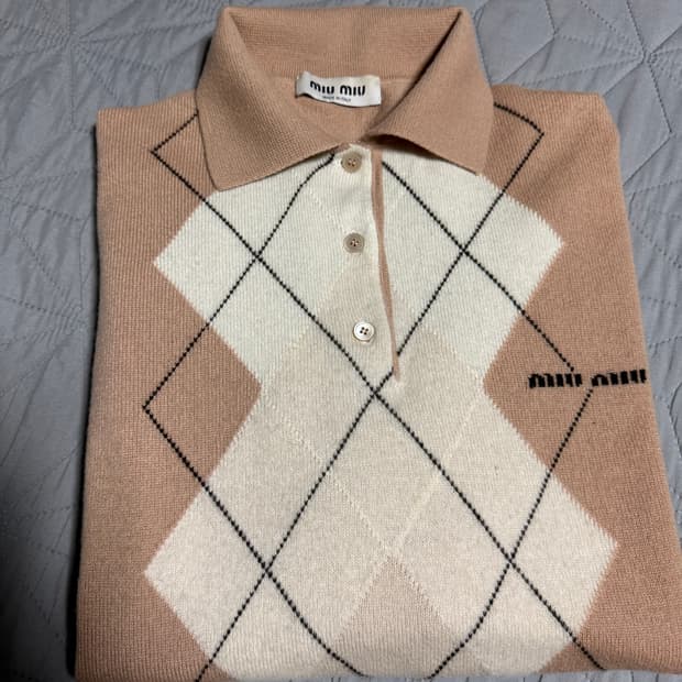 미우미우 miumiu 아가일 카라 폴로 니트 셔츠 집업