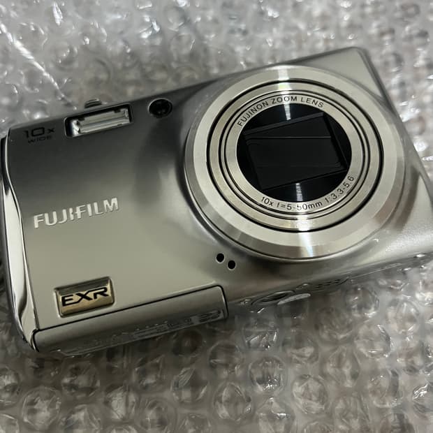 후지필름 파인픽스 f70exr