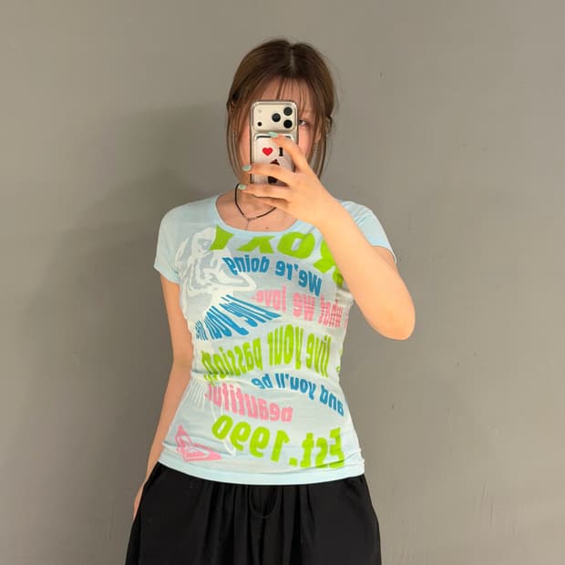 Roxy kitsch lettering detail tee 