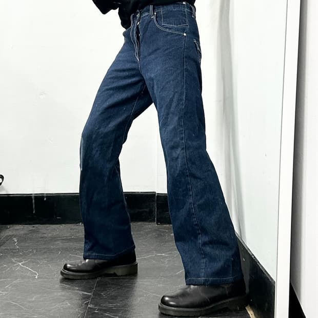 리바이스 엔지니어드 데님 팬츠