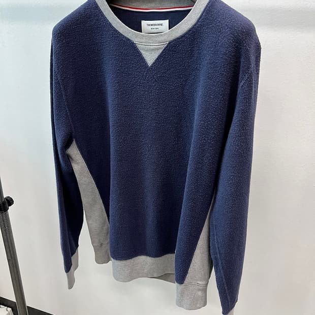 105-110) 톰브라운 부클 맨투맨