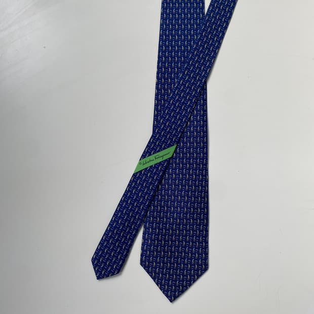 새상품급 페레가모(Ferragamo) 명품 정품 넥타이