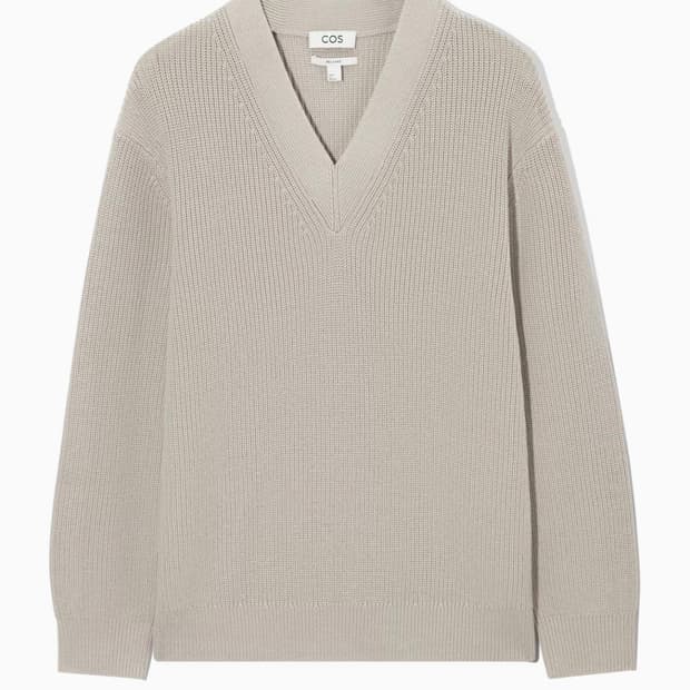 [M] COS 코스 V넥 청키 울점퍼 스웨터 스톤