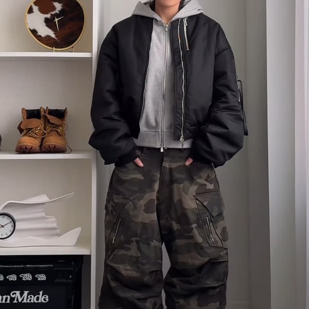 어나더유스 곱창핏 디테쳐블 파라슈트 슬릿 지퍼 카고 팬츠 후디진호