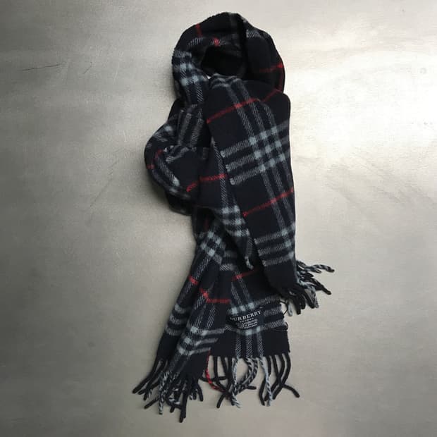 버버리 정품 램스울 머플러 네이비