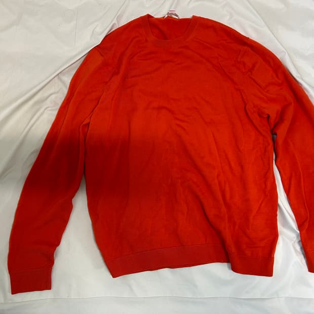 cos 오렌지 니트