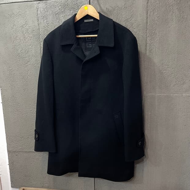 지방시 캐시미어 블렌드 코트