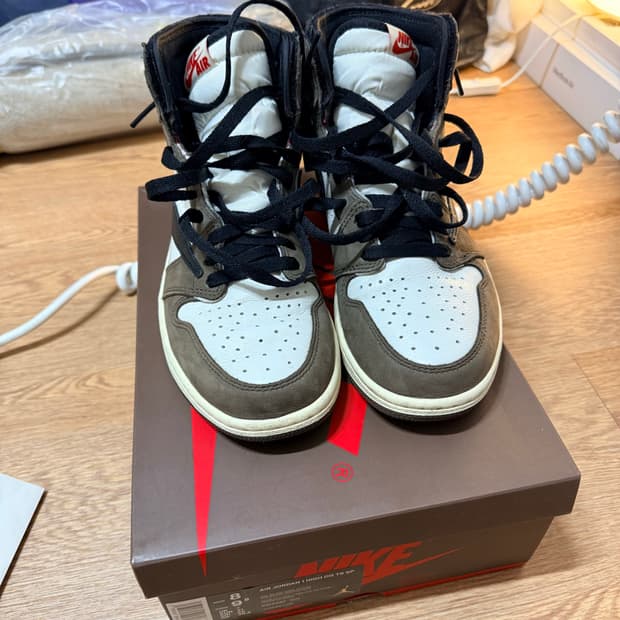 [260]조던 1 x 트래비스 스캇 레트로 하이 OG SP 모카