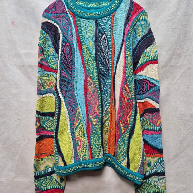 쿠지 케이블 니트