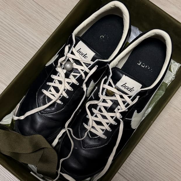 나이키 x 보디 아스트로그래버 SP 블랙 앤 코코넛 밀크 285mm