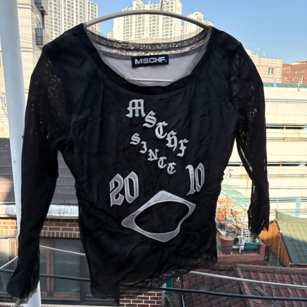 미스치프 후드니트