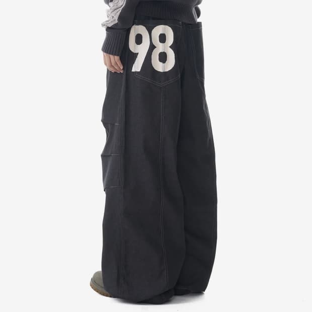 98 Printed Knee Pin-tuck Denim Pants (Bl
