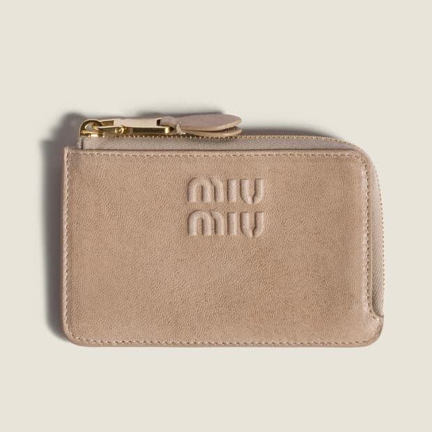 미우미우 26ss 엔벨롭 카드 지갑/코드