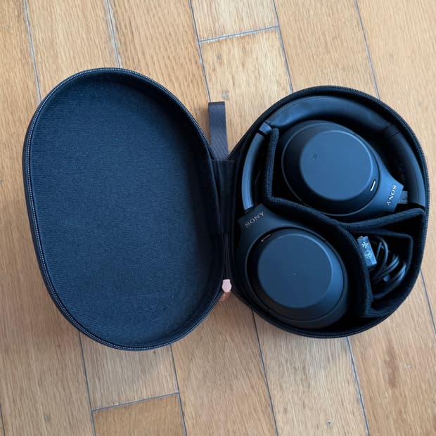 소니 WH-1000XM4