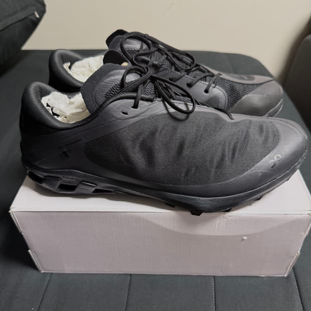 온 러닝 x 파프 클라우드벤쳐 270