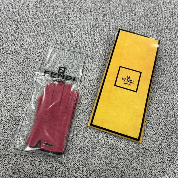 [새상품] 펜디 앙고라 울혼방 장갑