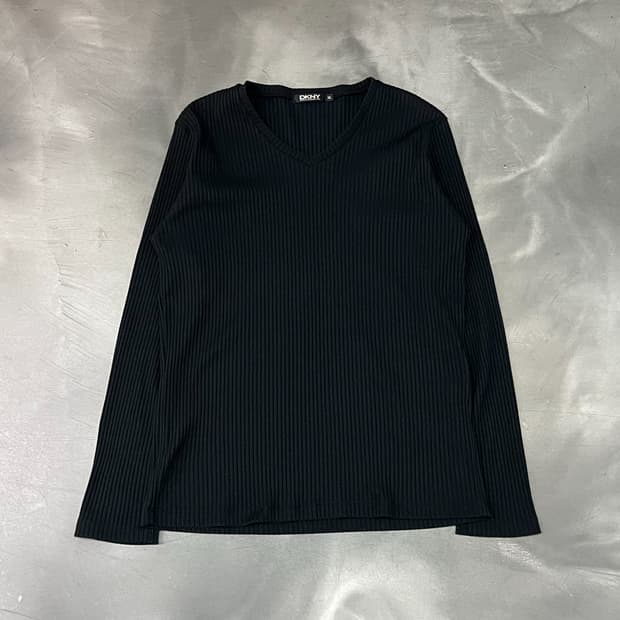 dkny 블랙 브이넥 골지 니트 y18674