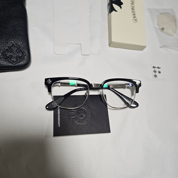 크롬하츠 보넨노이슈어2 블랙 실버