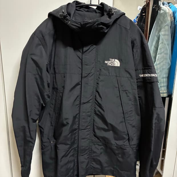 노스페이스 바람막이 M/95