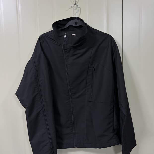 블렌디드 노이즈(Blended Noise) 바람막이 자켓