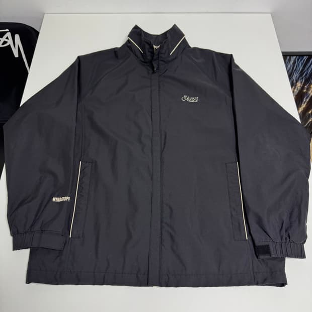 아식스 올드스쿨 바람막이 자켓 b15