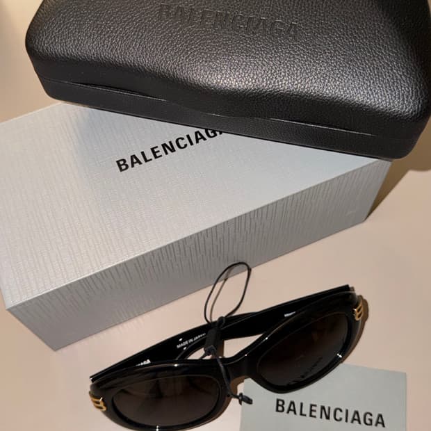 발렌시아가 카지노 라운드 선글라스 블랙