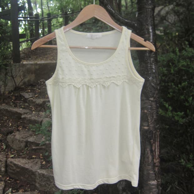 vintage yellow dot vest