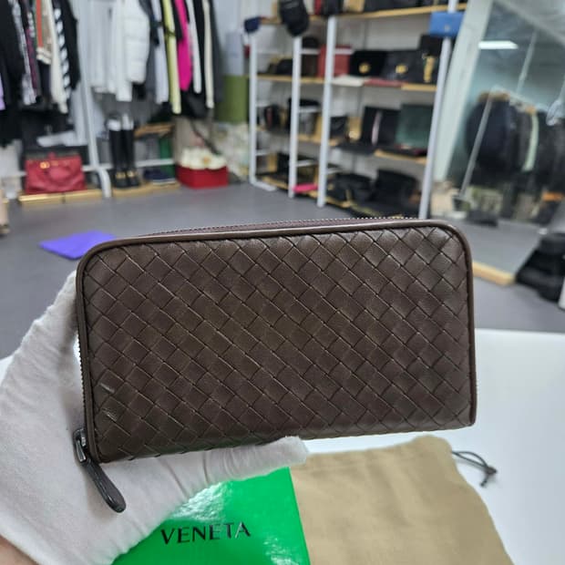 [정품] 보테가베네타 지퍼 장지갑