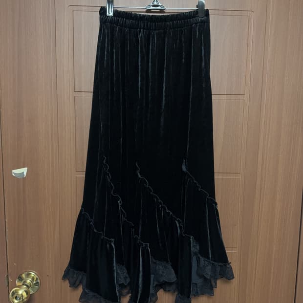 공겜여주 오네갸루 지뢰계 빈티지 벨벳 레이스 블랙 롱 스커트
