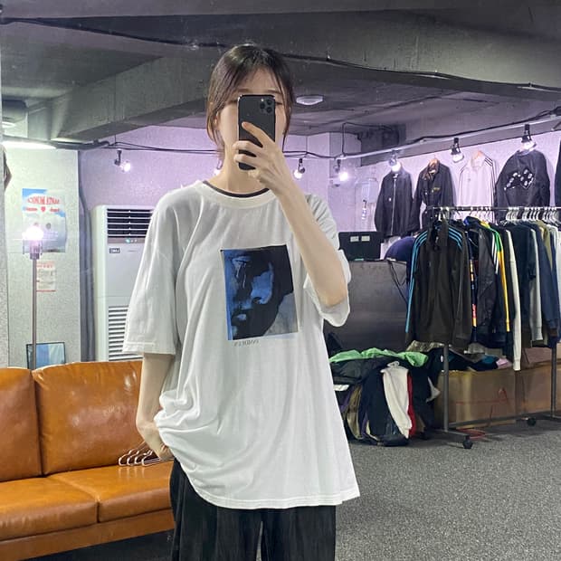 티라이브러리 인사이드 프린팅 티셔츠 B1722