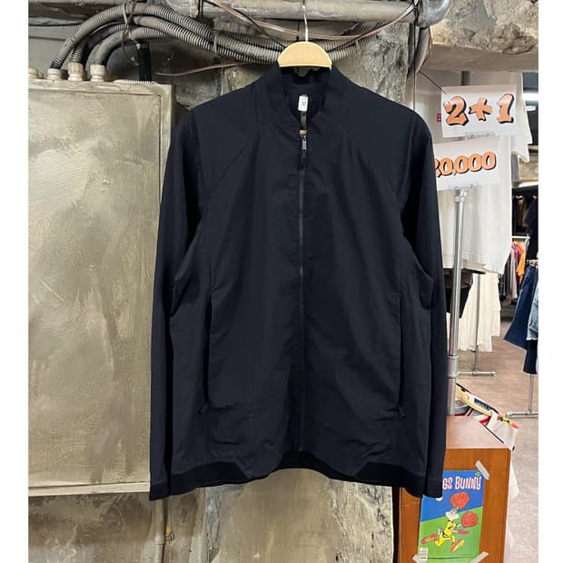 아크테릭스 베일런스 네미스 자켓 네이비 L #csz3931