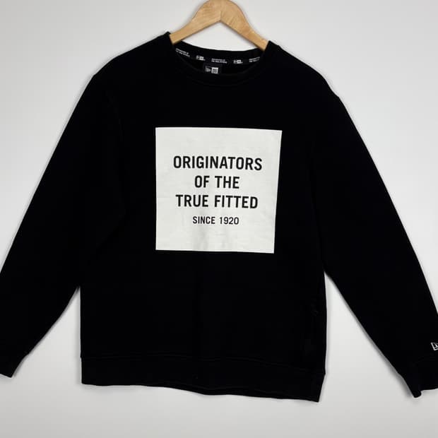 뉴에라 남성 맨투맨