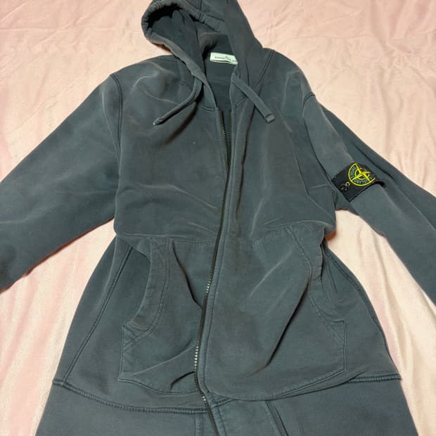 스톤아일랜드 현재 품절상태 대대장 후드집업