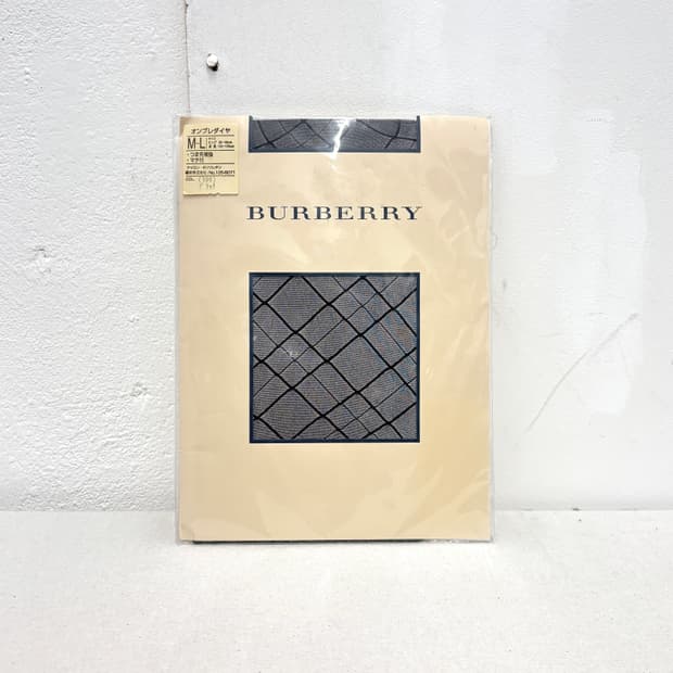 BURBERRY diamond pattern stockings