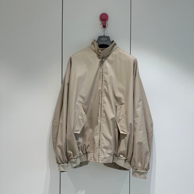 프라다 라프시몬스 23ss g9 바라쿠타 자켓