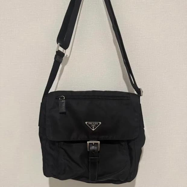 정품 프라다 포코노 나일론 메신저백 크로스백 주우재백 숄더백