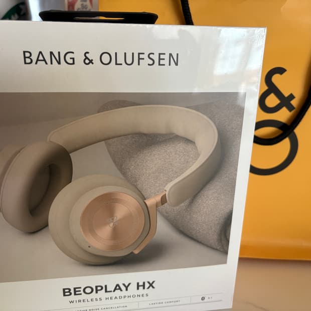 새상품 뱅앤올룹슨 Beoplay HX 무선 헤드폰