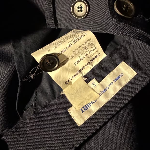 꼼데가르송 셔츠 네이비 팬츠