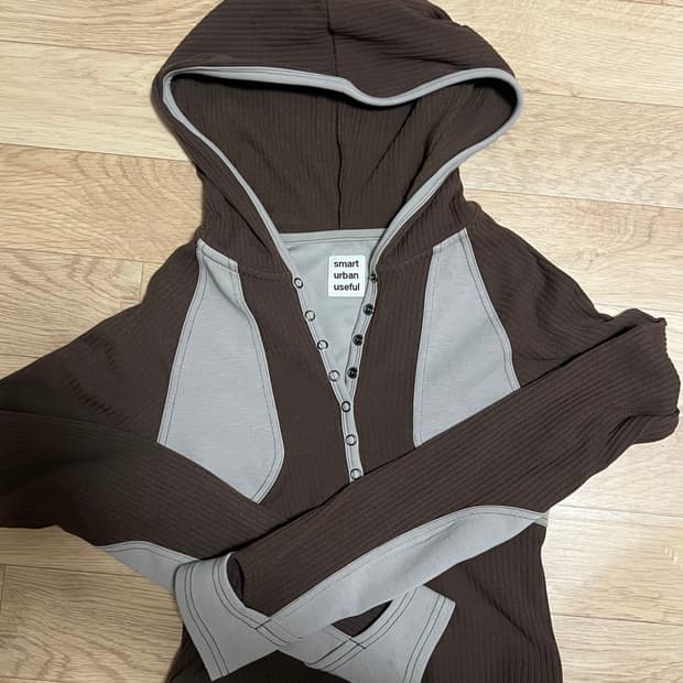 스마트어반유즈플 스냅 후드 탑 브라운