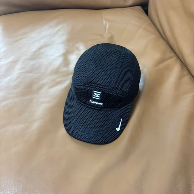 Supreme x Nike 슈프림x나이키 샥스 러닝햇 블랙 캠프캡 모자