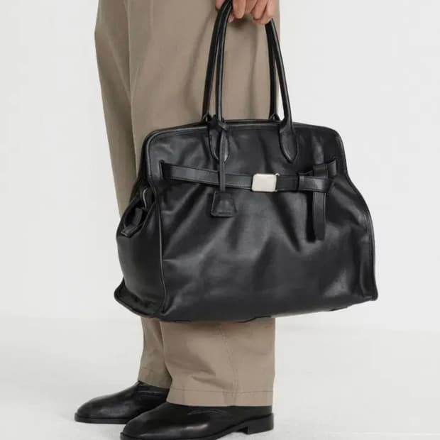 (새상품) 브라운야드 버클벡 블랙