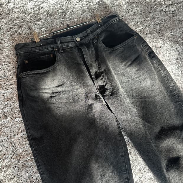 디스이즈네버댓 레귤러진 블랙 L