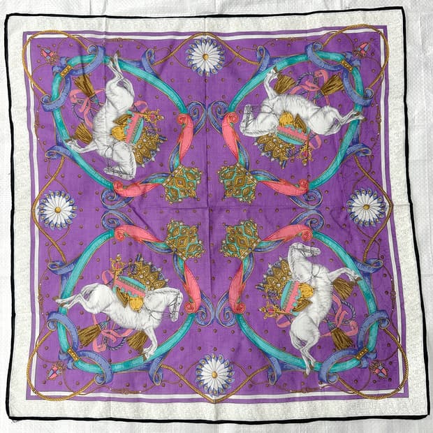 셀린느 그래픽 프린팅 쁘띠 스카프 손수건 미사용급 정품