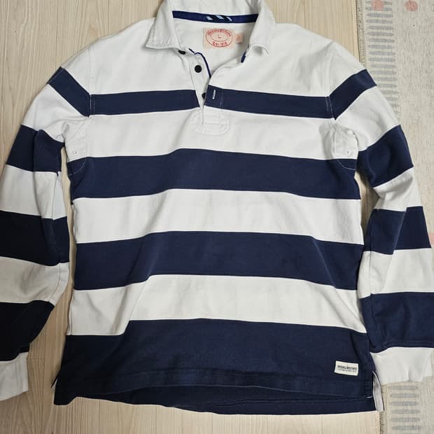 브록스브라더스 럭비티