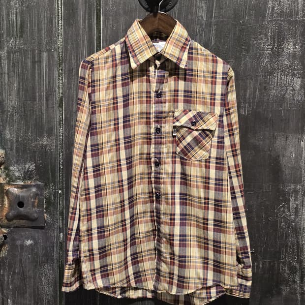 LEVI STRAUSS&CO. Plaid Long Sleeve Shirt